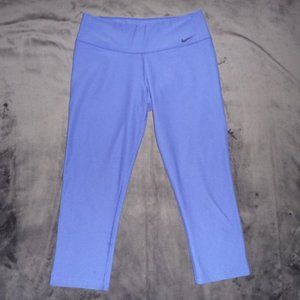 NWOT Nike One Dri-Fit Cropped Leggings S